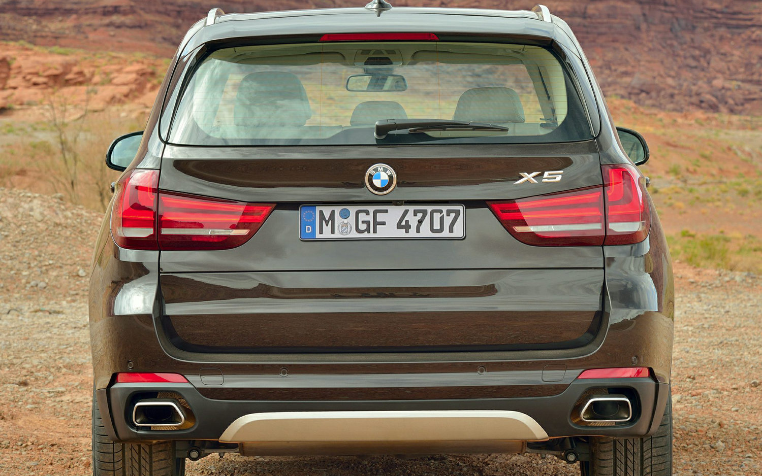 BMW X5 xDrive50i 2017 SUV Drive